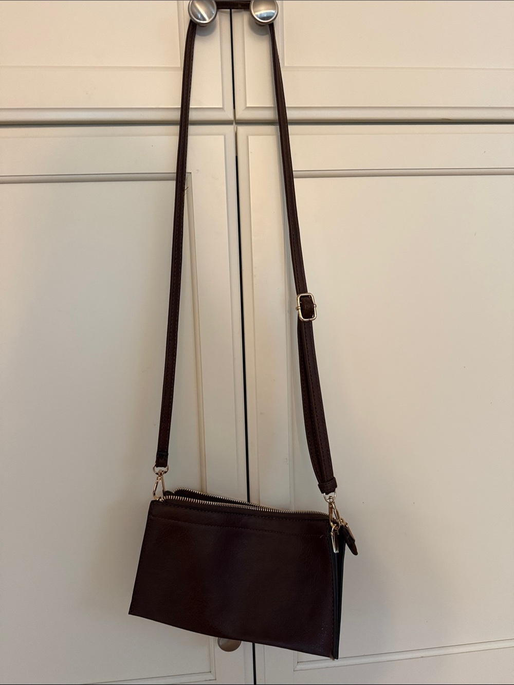 Classic Dark Brown Leather Crossbody Bag - Adjustable Strap.    9 1/2” X 5 1/2”